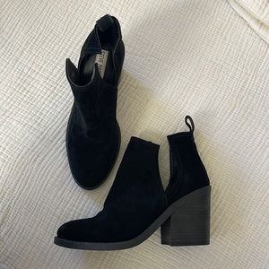 Steve Madden Black Bootie